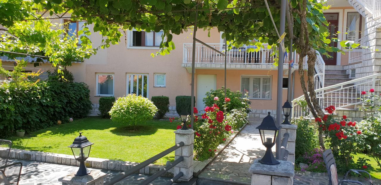 Accommodation Vesa Мостар Екстериор снимка